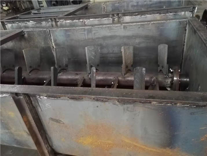 加濕攪拌機內(nèi)部構(gòu)造